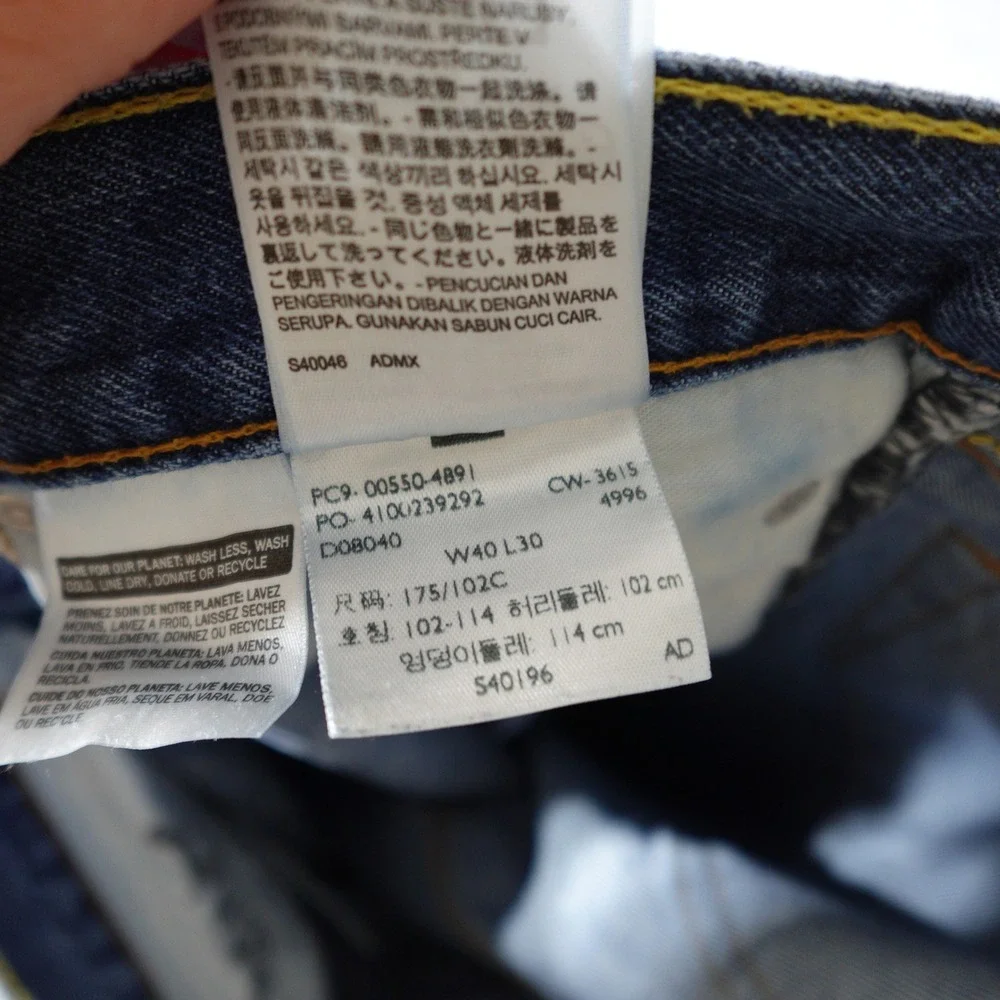 Levi's 550 Jeans Mens 40x30 Blue Relaxed Fit Straight Leg Medium Wash Zip Fly